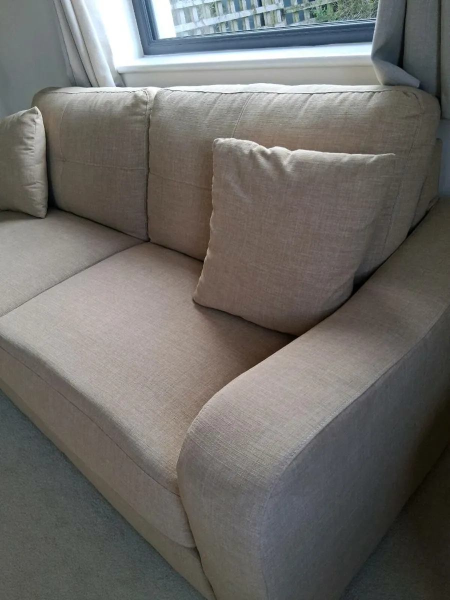 Couch - Image 2