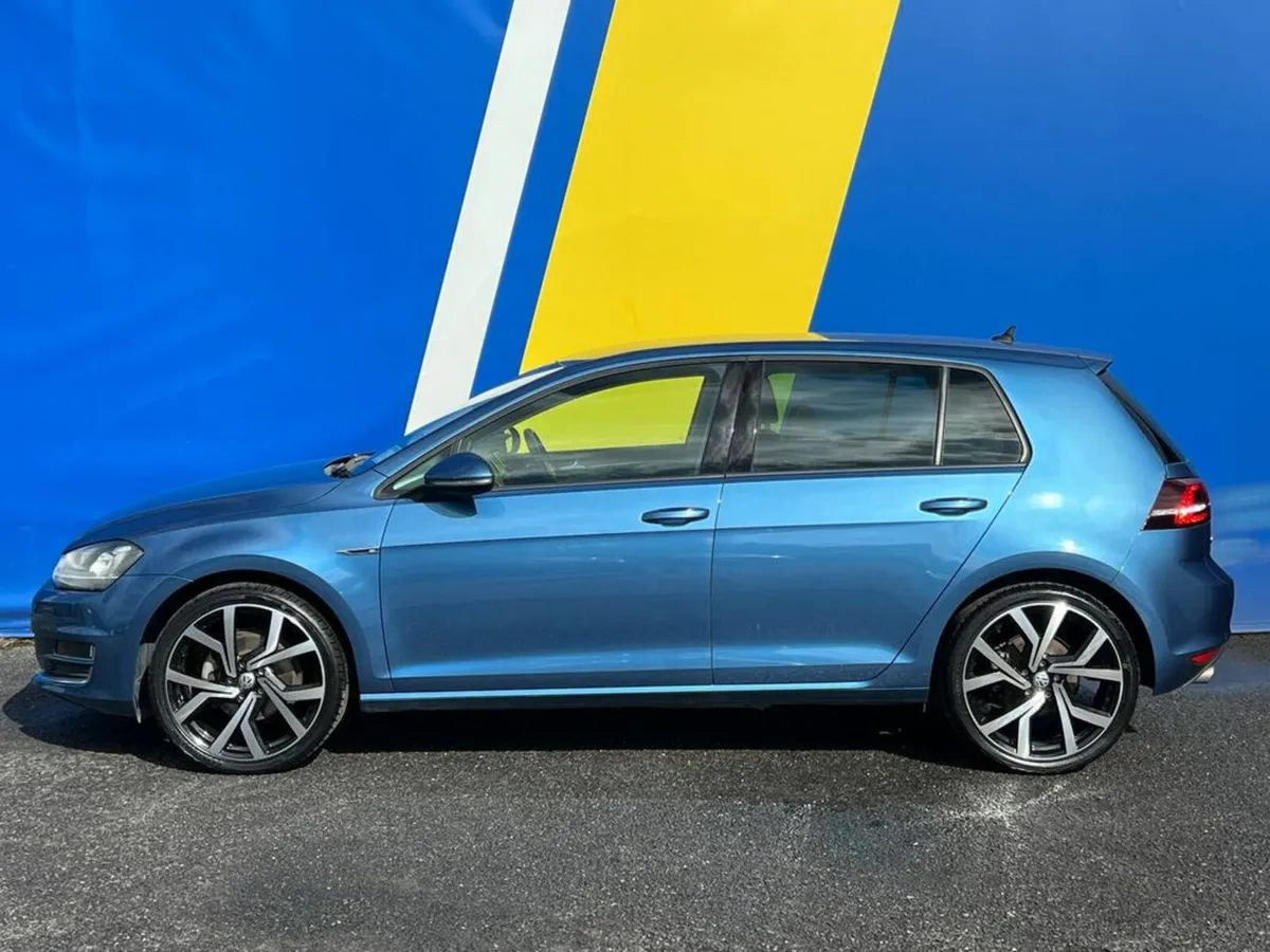 Volkswagen Golf HIGHLINE R-LINE PACK 1.4 TSI AUTO - Image 3