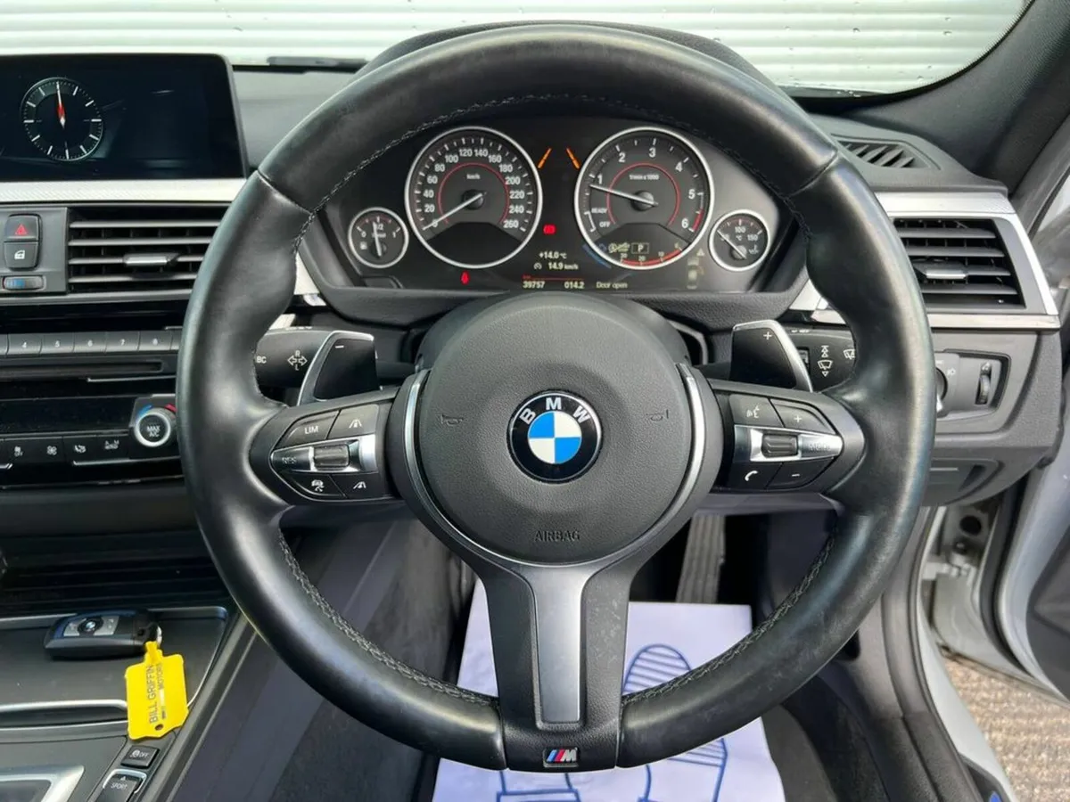 BMW 3-Series 320d M-SPORT COMPETITION AUTO // LOW - Image 4