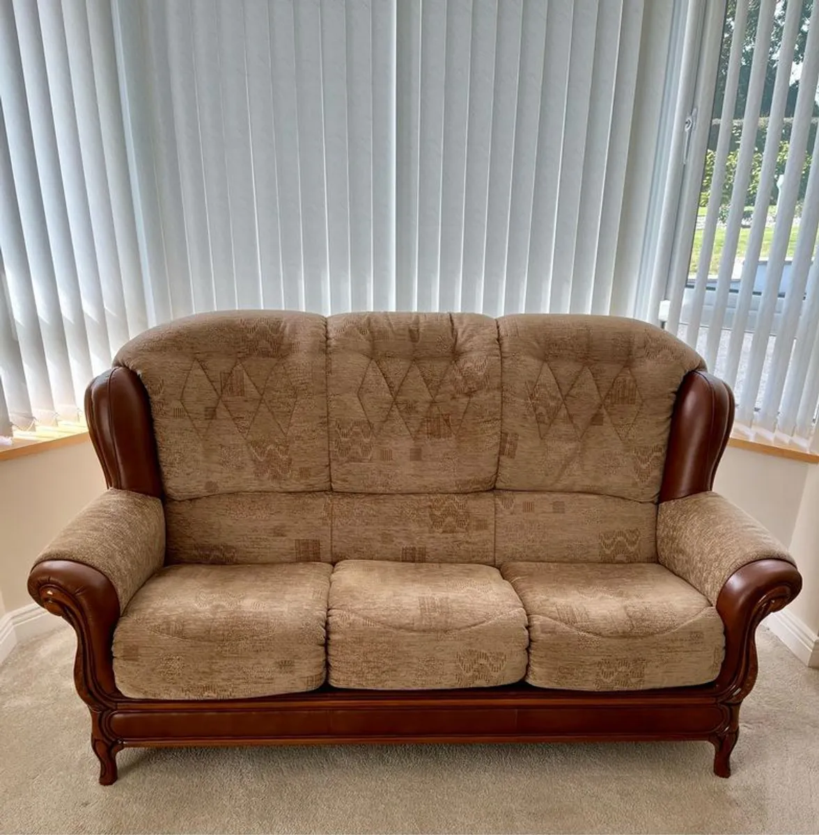 3 Piece Suite - Image 2