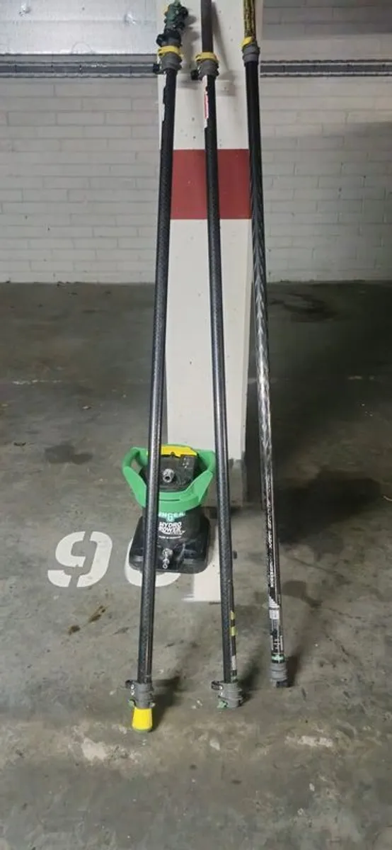Window Cleaning machine - Image 1