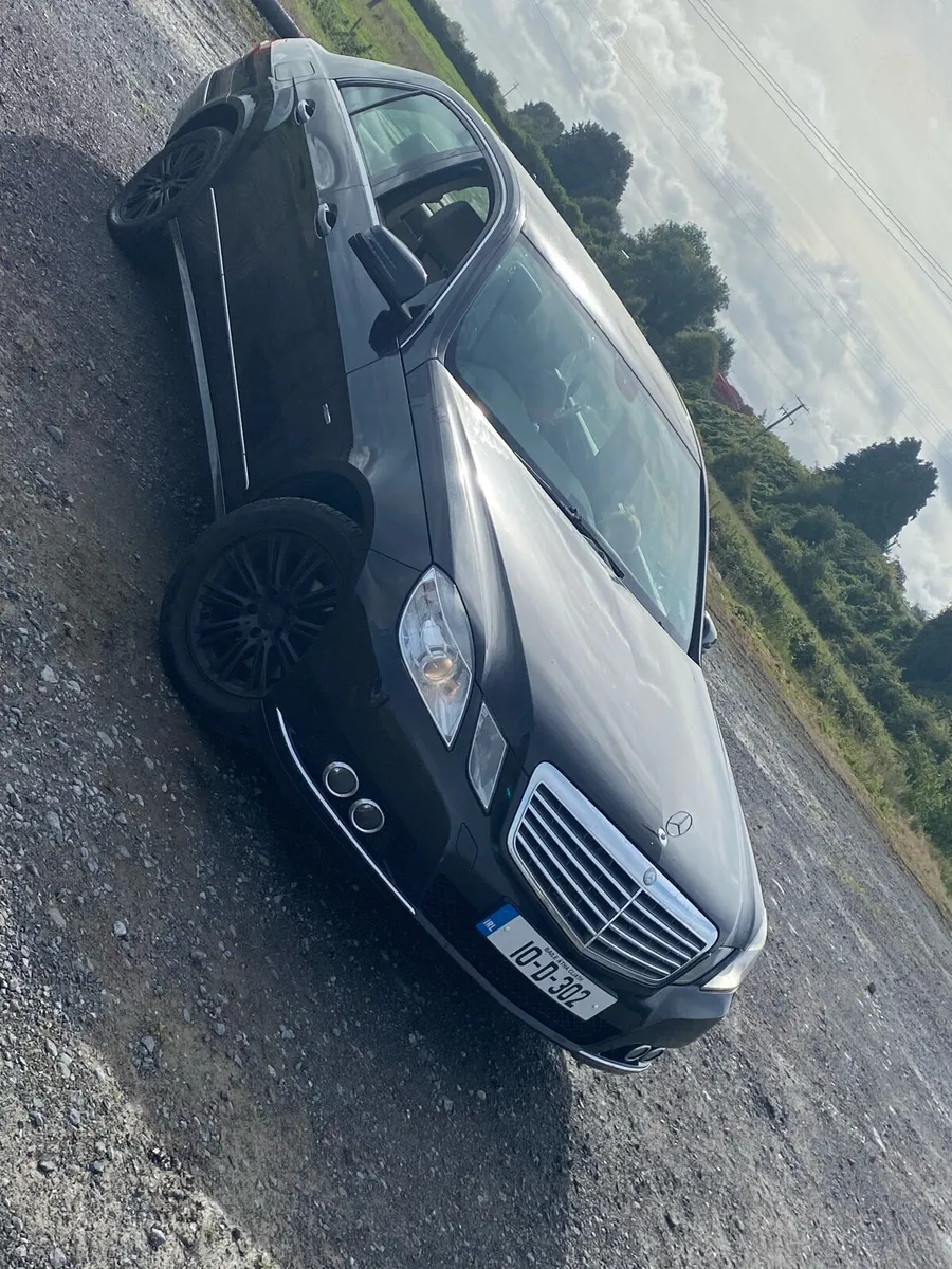 Mercedes e class - Image 3