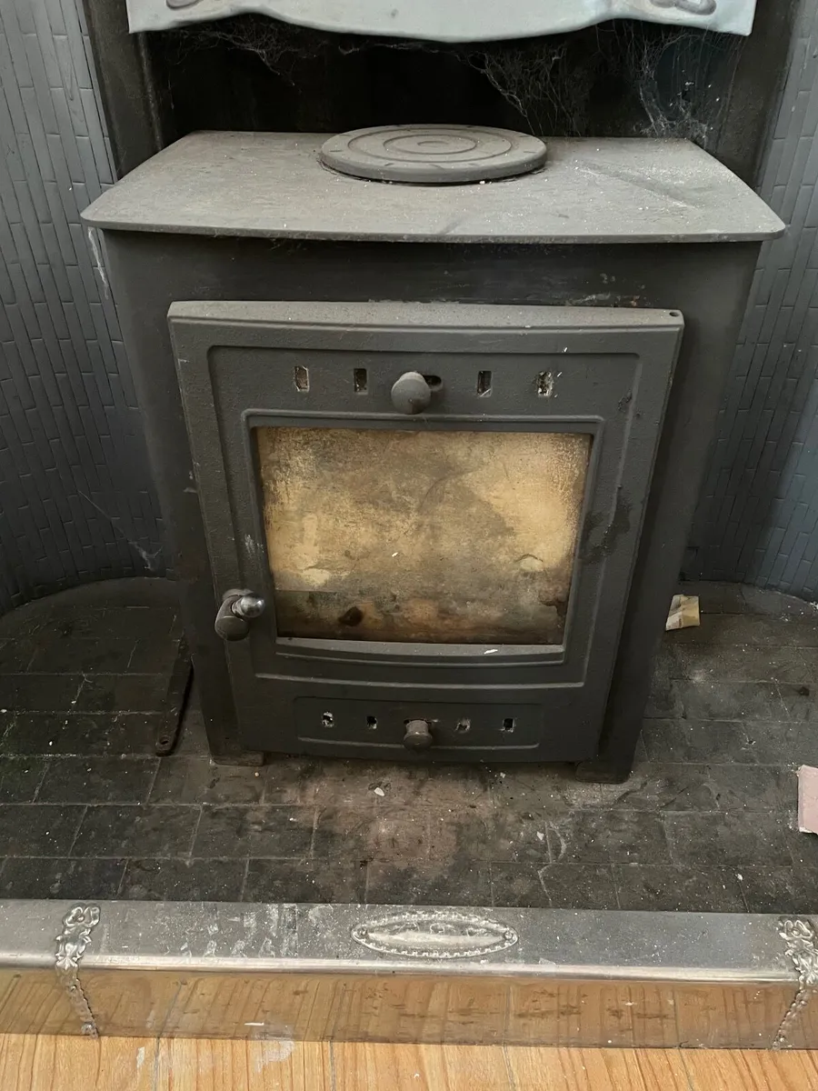 Stove - Image 2