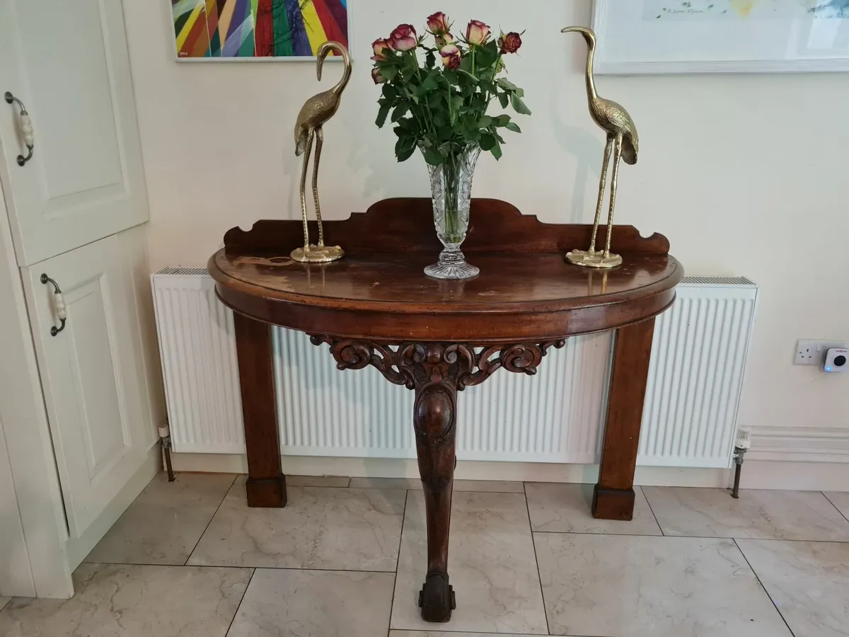 Wooden side table - Image 1