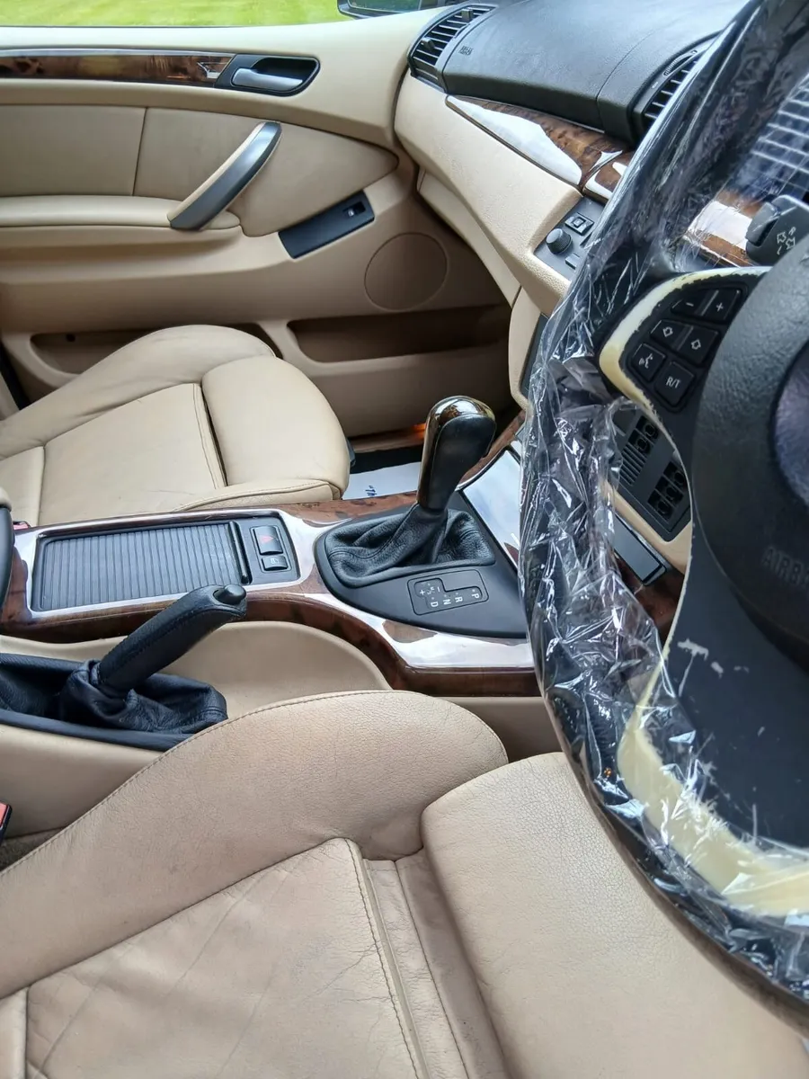 Bmw x5 - Image 4