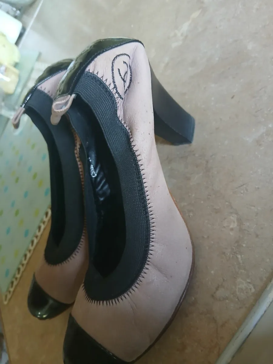 Chanel pumps - Image 3