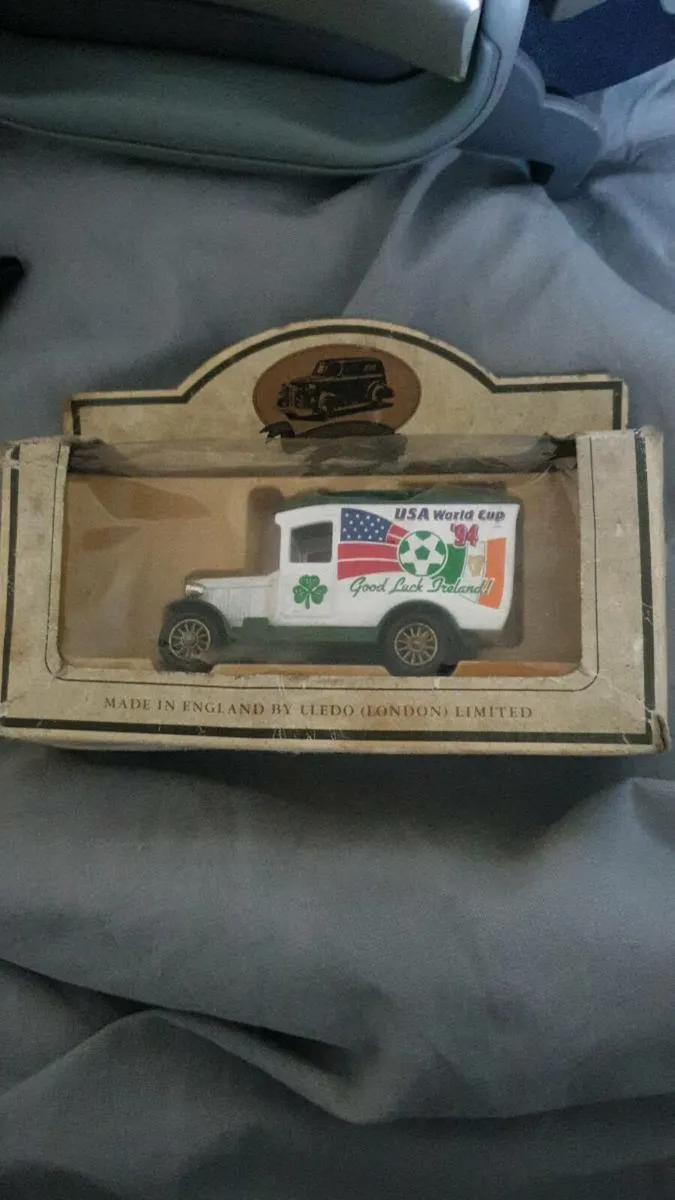 1994 IRISH WORLD CUP DIE.CAST MODEL