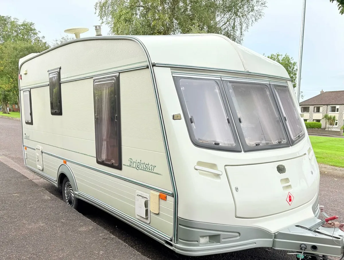 ABI BRIGHTSTAR AWARD 2 berth light weight caravan - Image 1