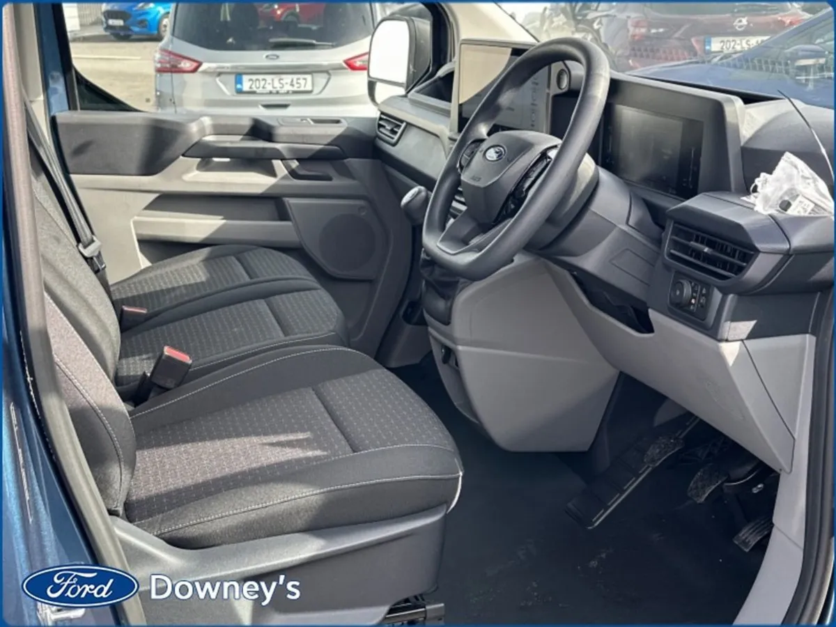 Ford Transit Custom SWB Trend 110 PS 2.0 TS - Image 2
