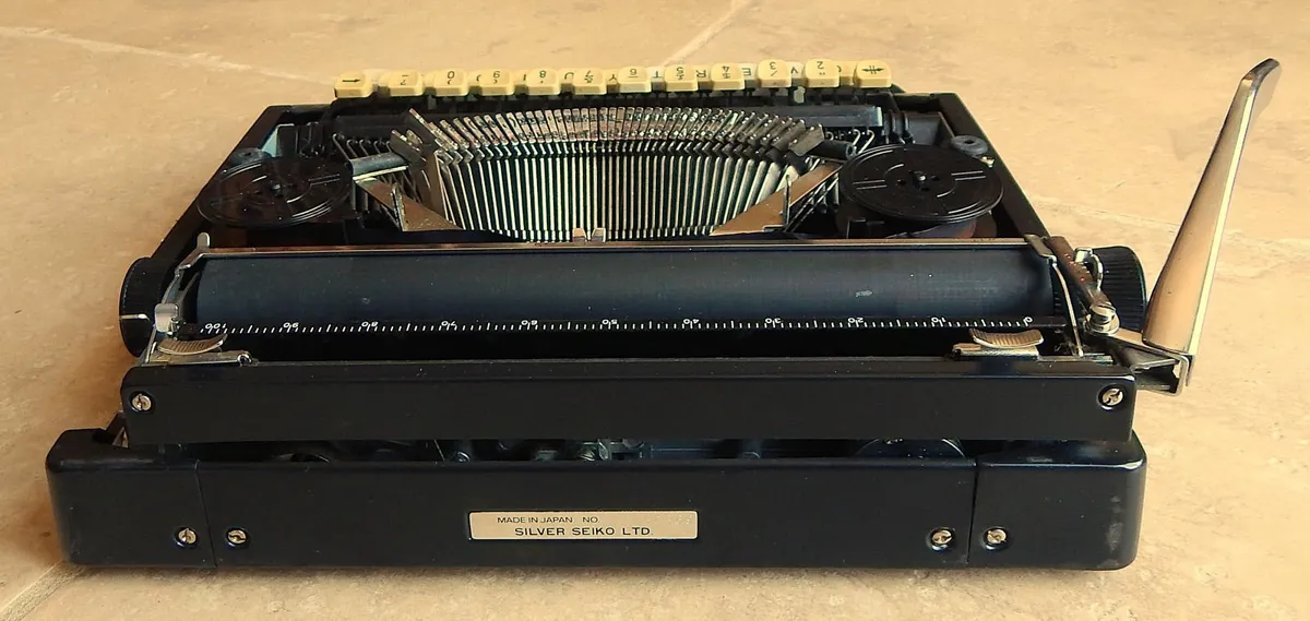 Vintage Silver Seiko Typewriter in Case, #11430869 - Image 4