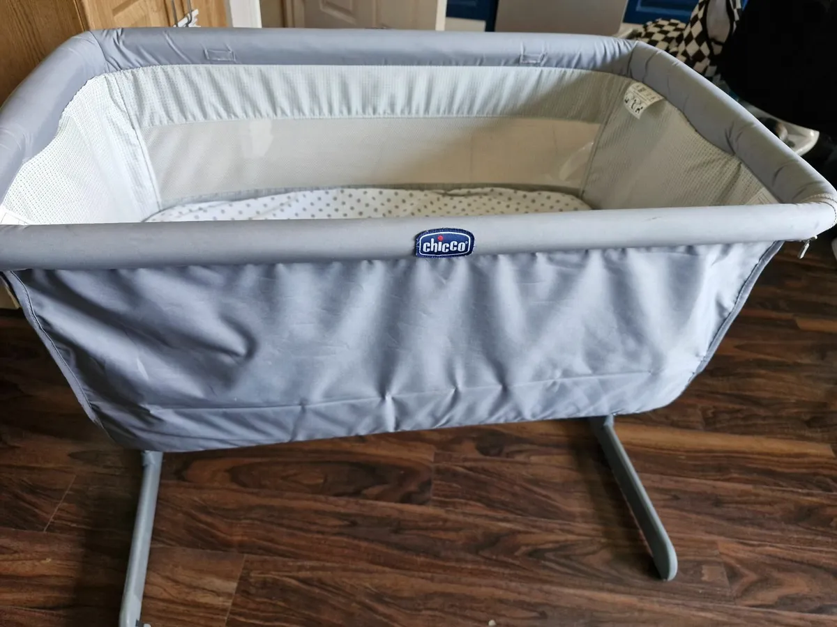 Chicco Co sleeper - Image 3