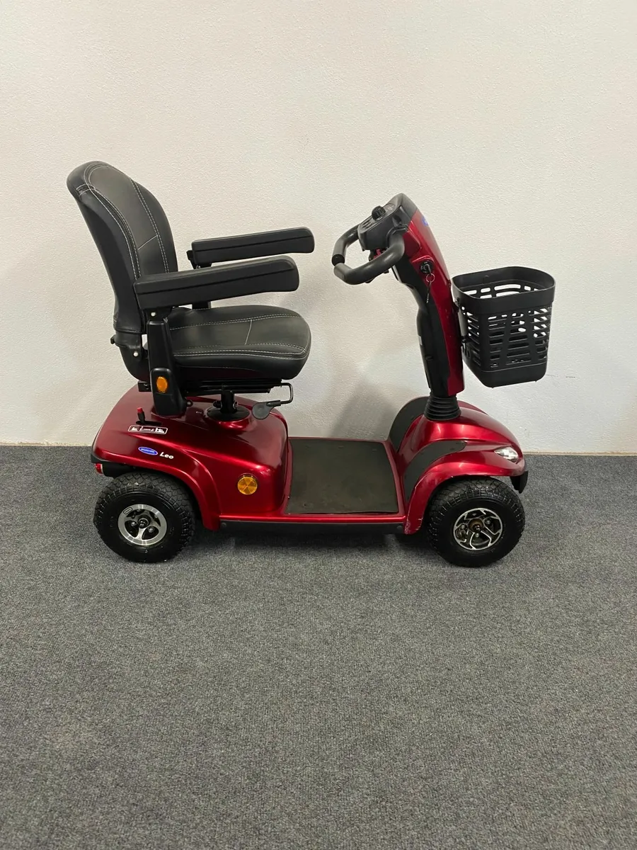 Pre-Owned Invacare Leo Mobility Scooter - Image 1