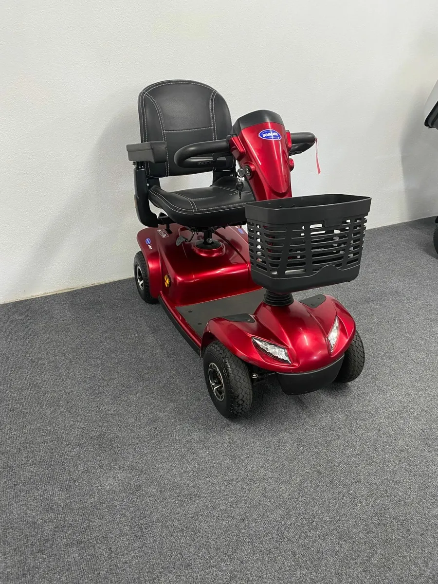 Pre-Owned Invacare Leo Mobility Scooter - Image 2