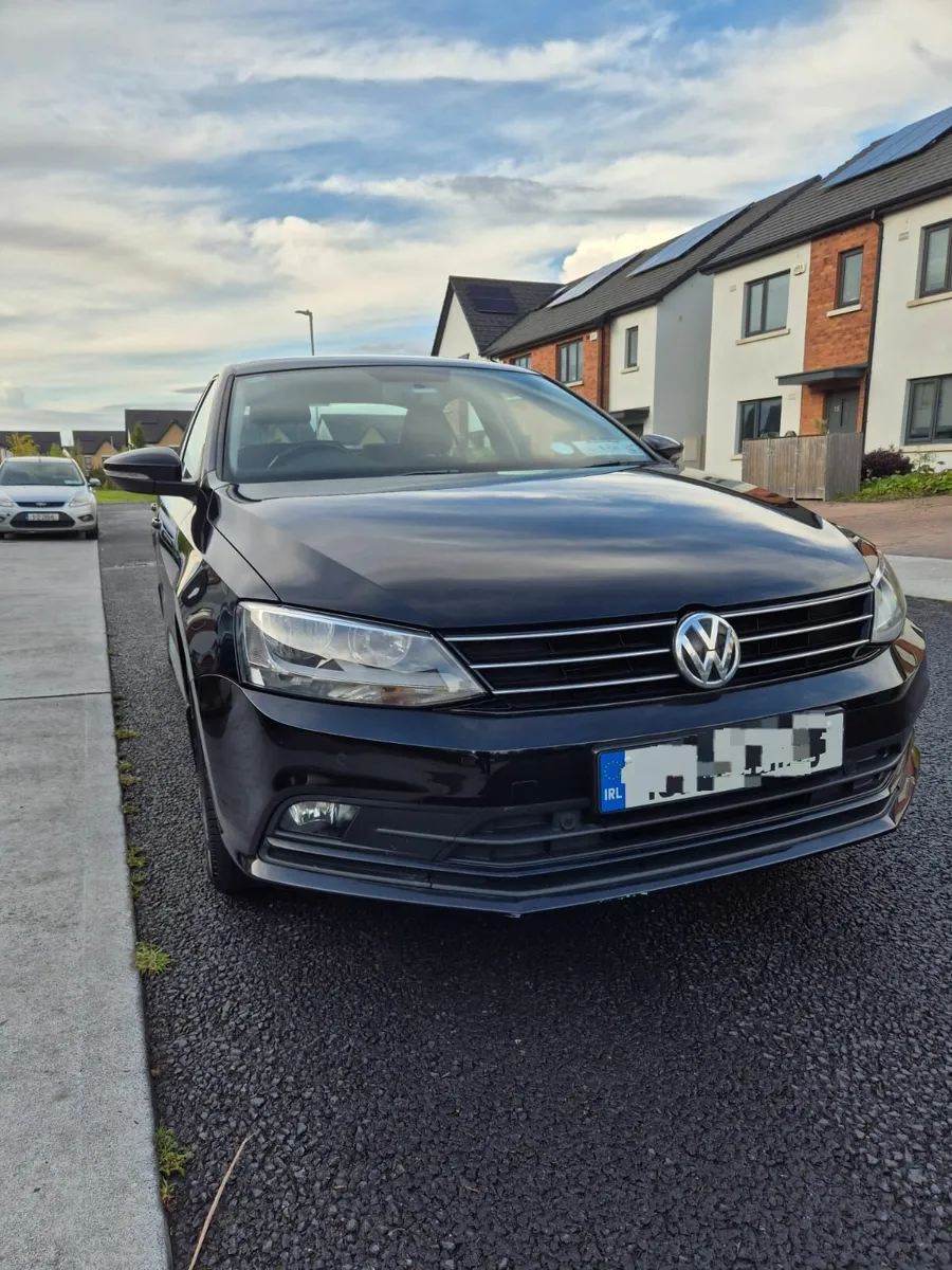 Volkswagen Jetta 2015 - low milage, service record - Image 1