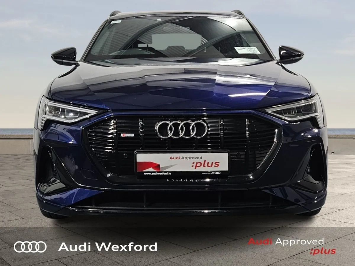 Audi E-Tron Sportback 55 Q 300KW S-line Black Edi - Image 3
