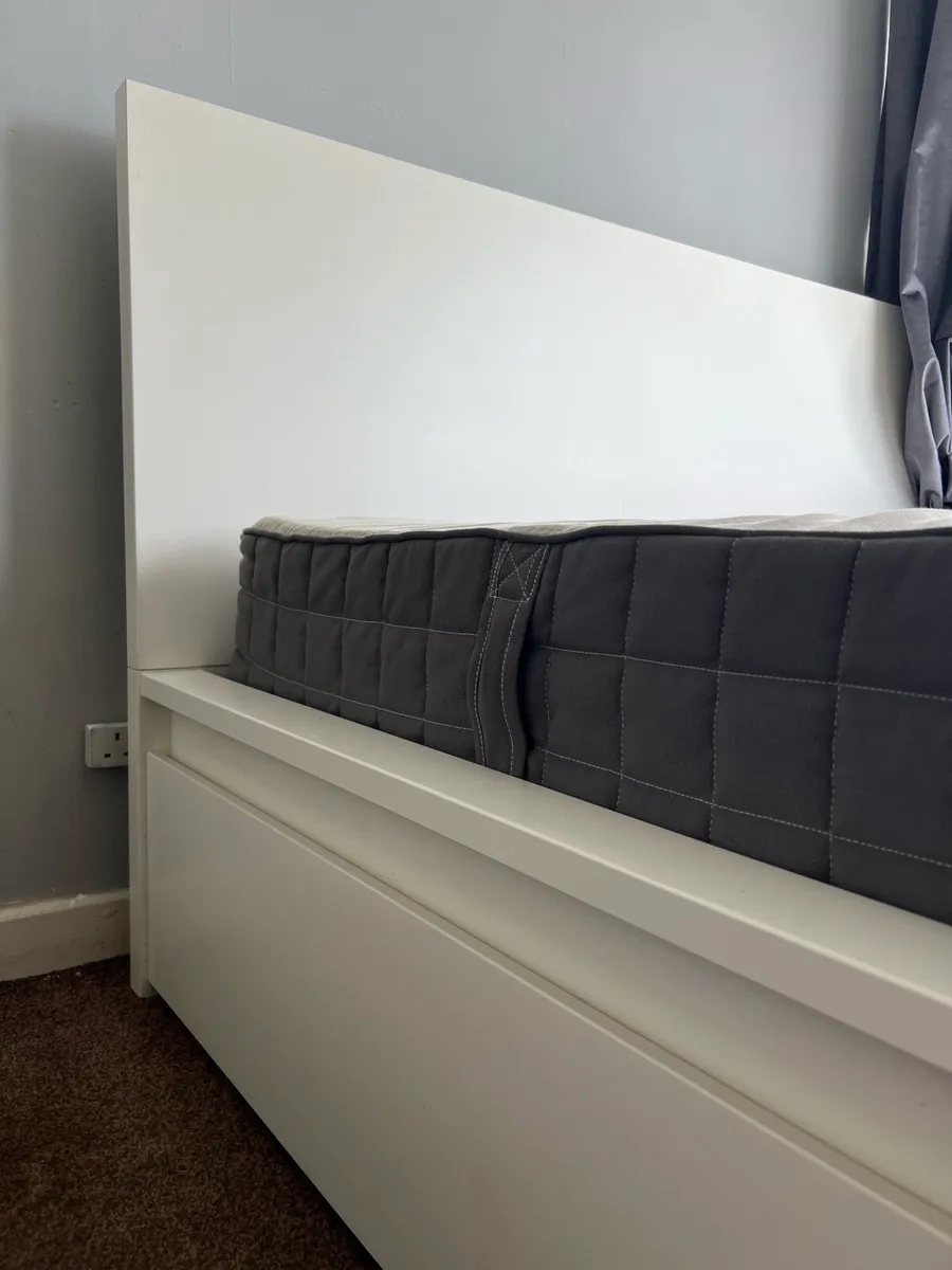 Malm double bed with mattress - Image 4