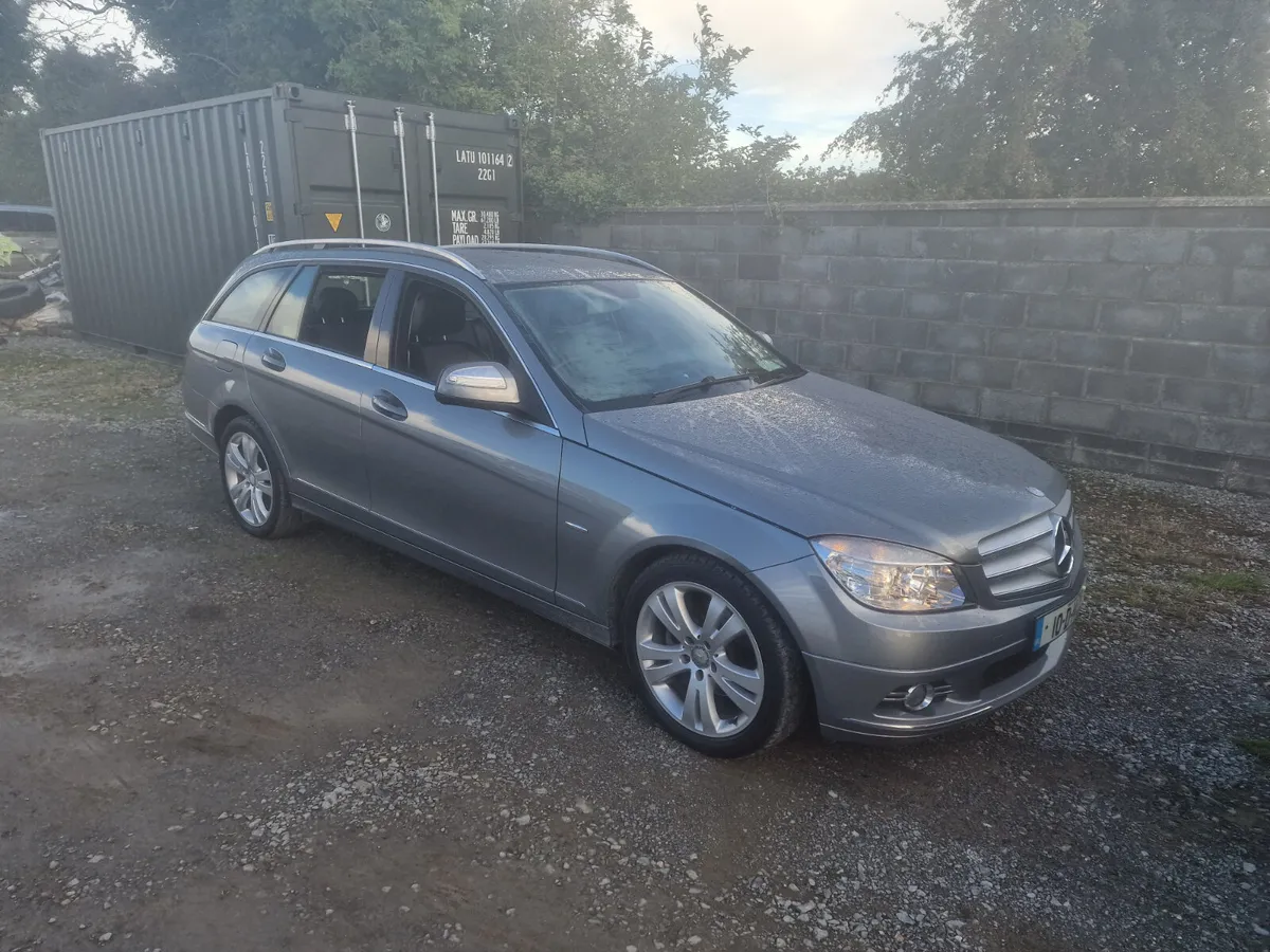 10 Mercedes-Benz C-Class C220 CDI - Image 1