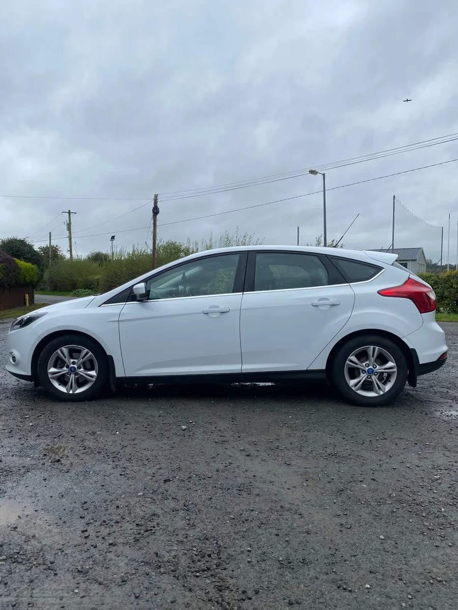 Ford Focus 2013 - Image 3