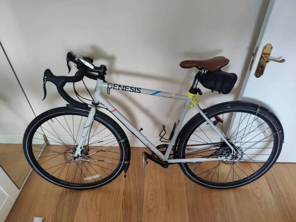 Genesis Day One, super commuter, internal hub. - Image 2