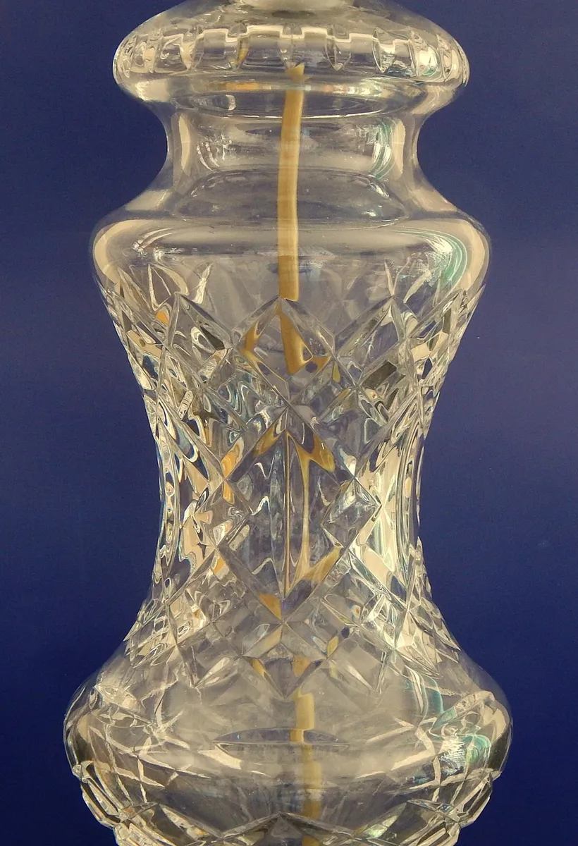 Vintage Waterford Crystal Stamped Cut Glass Lamp - Image 4