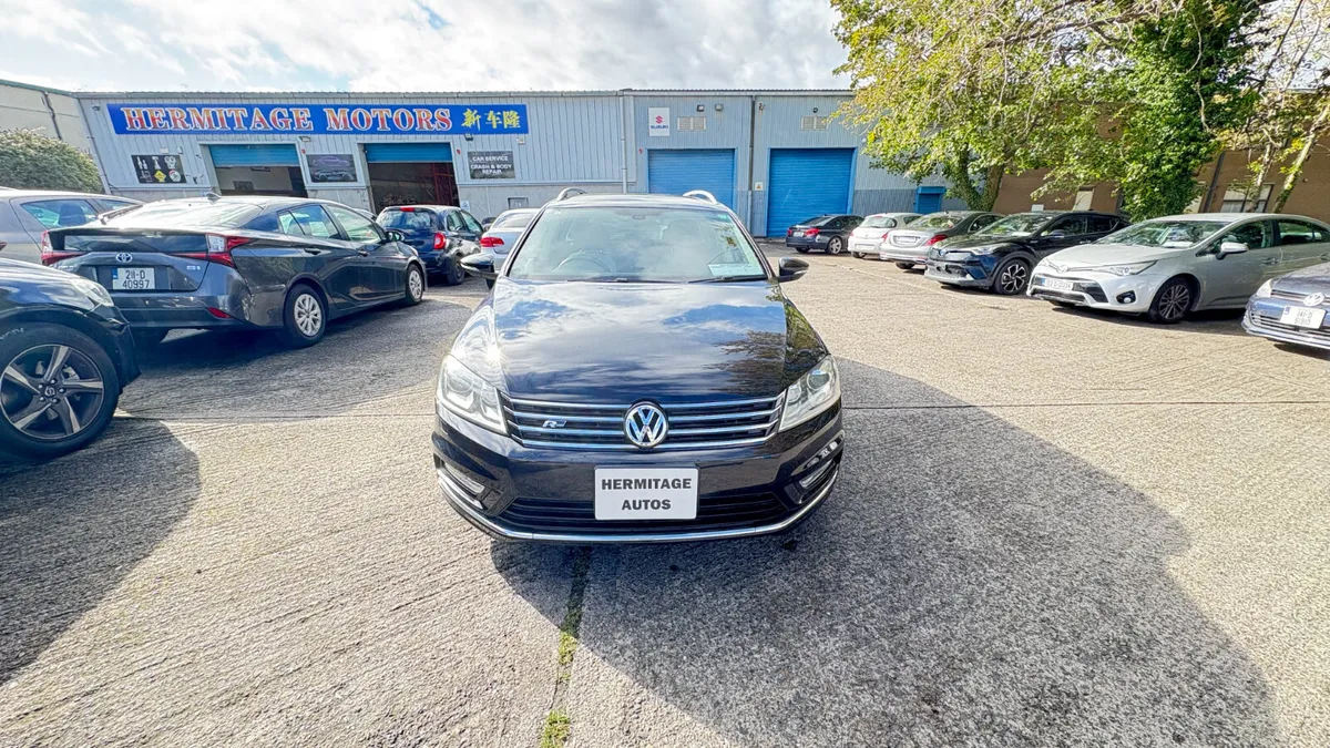 Volkswagen Passat 1.4 TSI R LINE AUTO 2015 - Image 2