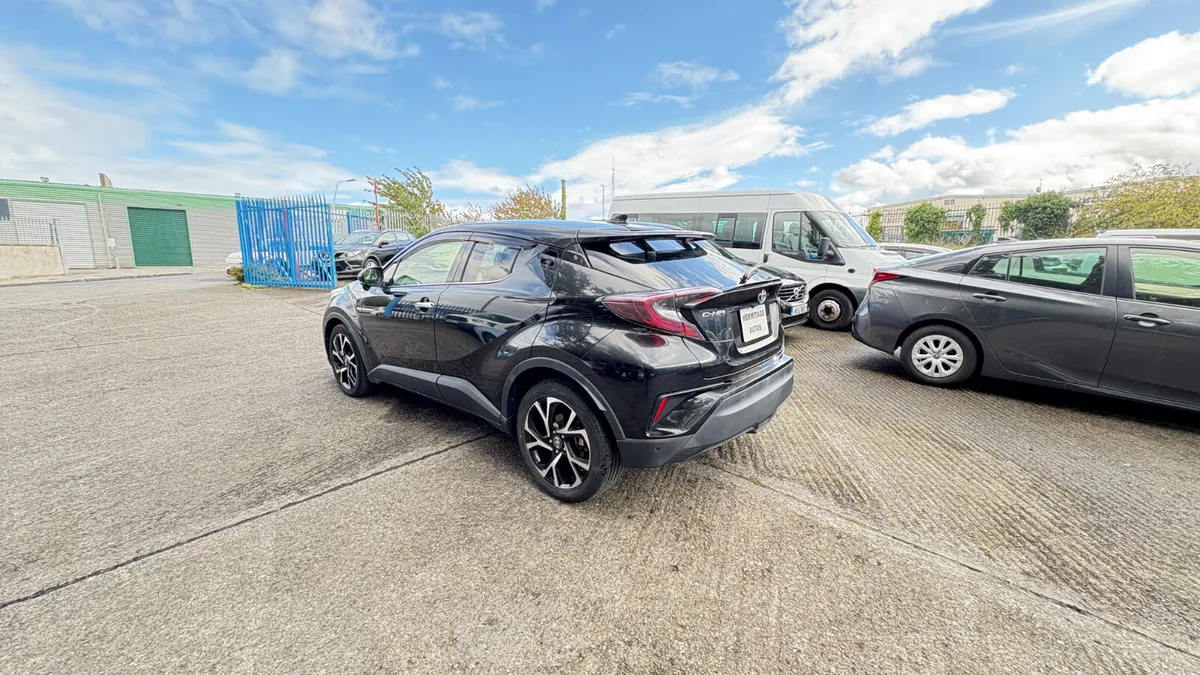 Toyota C-HR 1.8 Hybrid 2018 - Image 4
