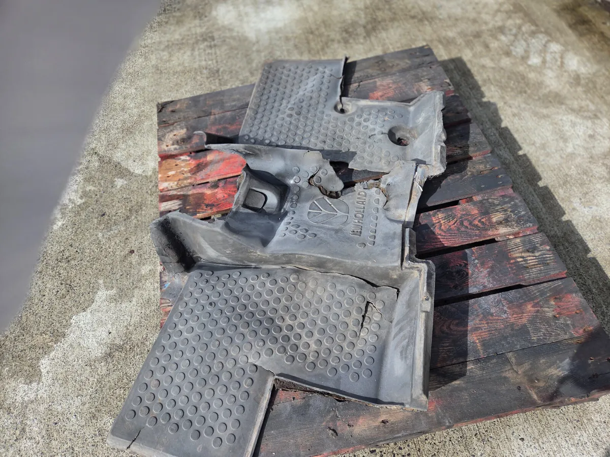 Fiat Floor Mat
