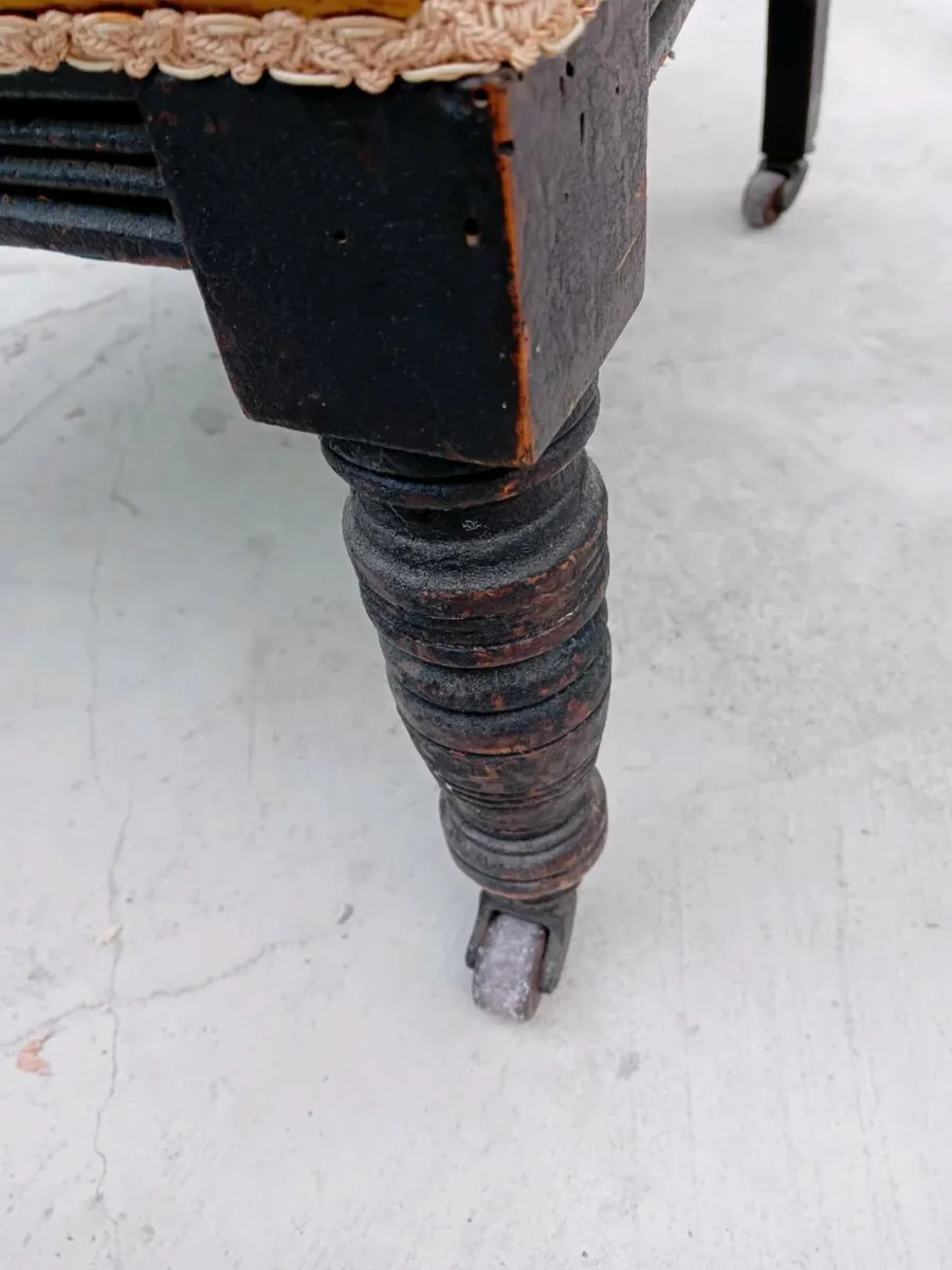 Antique chair - Image 4