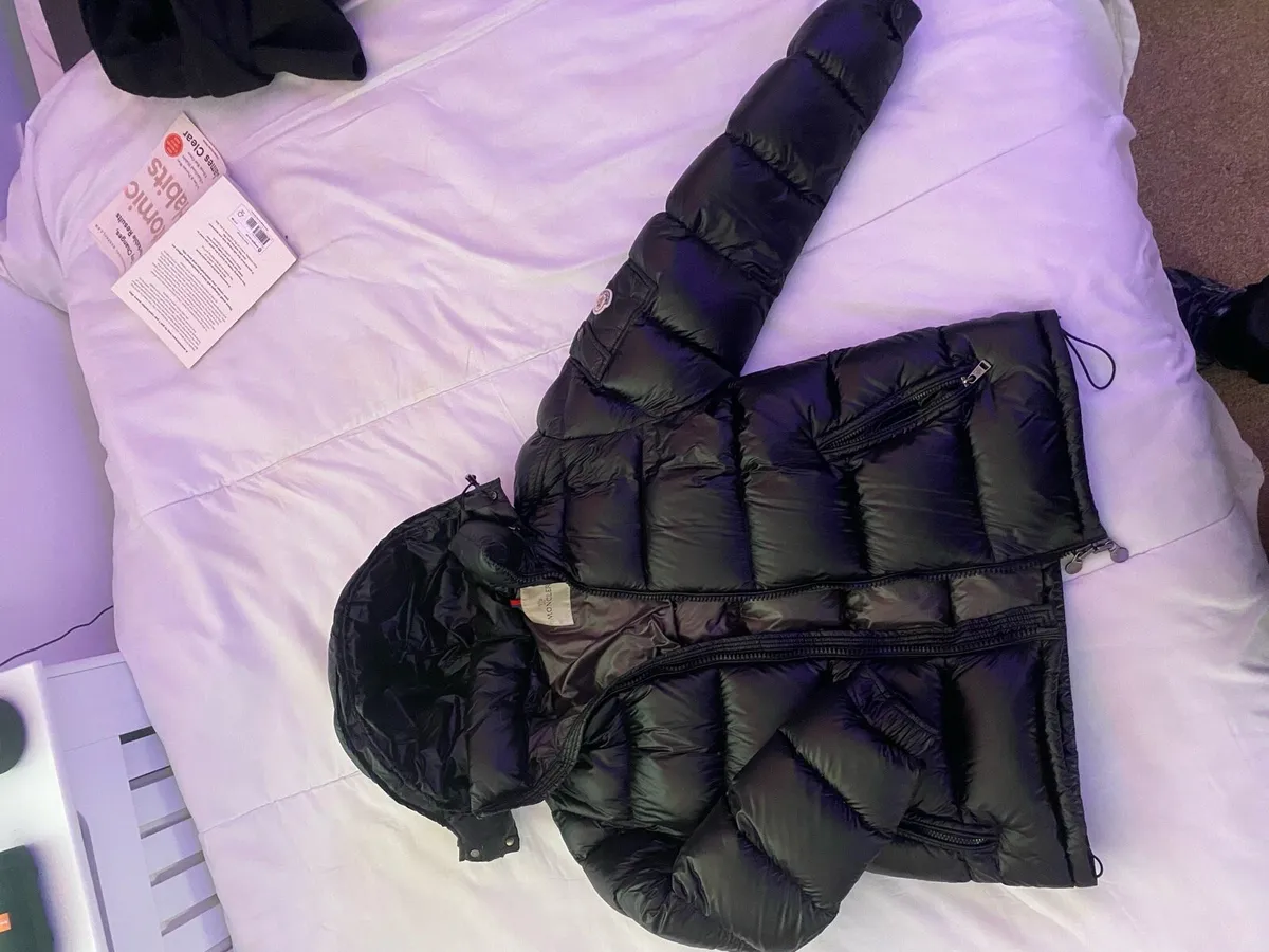 Moncler Maya size 3 - Image 1