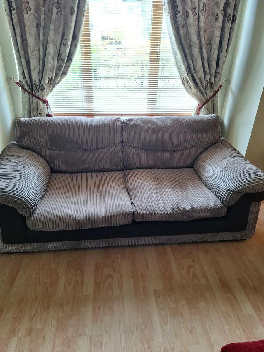 2  x brown Couches - Image 2