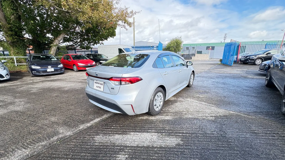 Toyota Corolla 1.8 Hybrid 2020 - Image 4