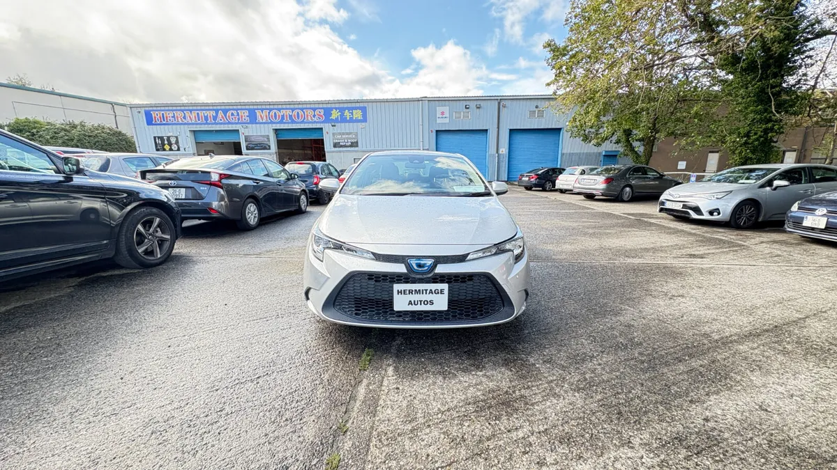 Toyota Corolla 1.8 Hybrid 2020 - Image 2