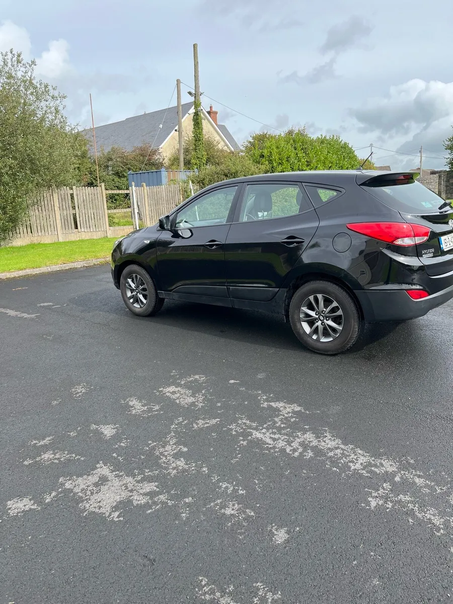 Hyundai ix35 1.7crdi 151 Nct till 3/26 price€7,500 - Image 3