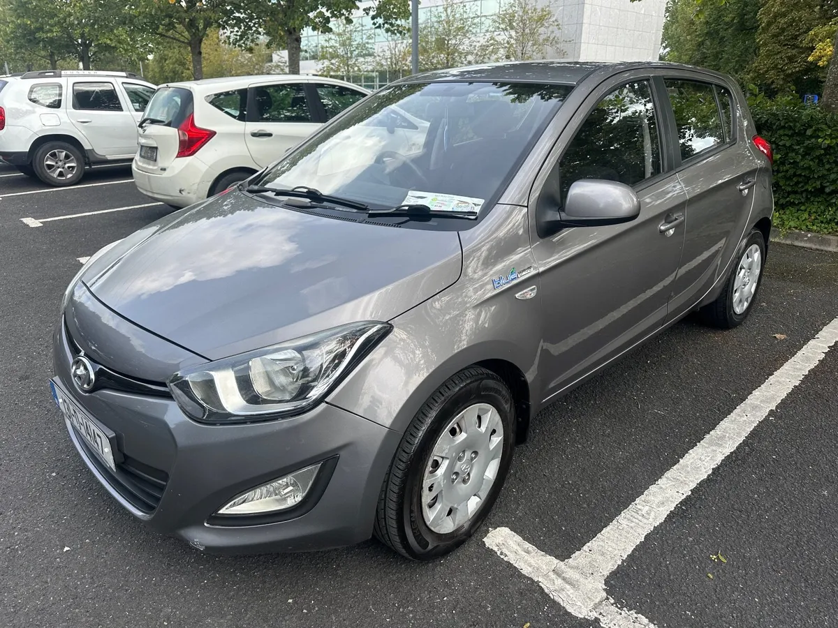 Hyundai i20 2013 1.4 CRDI 5 DR. "NEW NCT" - Image 1