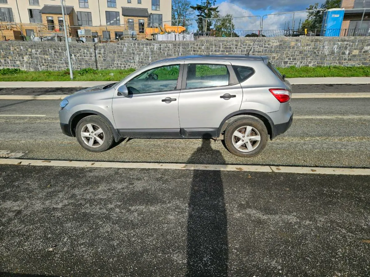 Nissan qashqai  nct 06/2026 - Image 4
