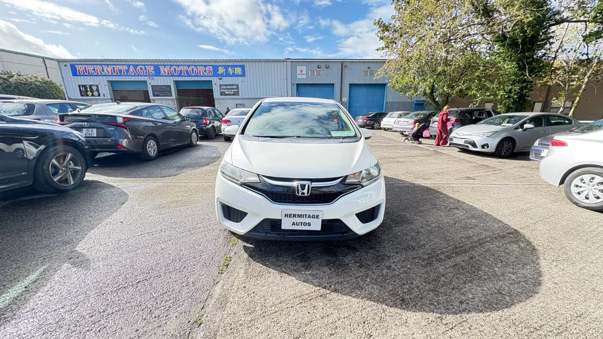 Honda Fit/Jzz 1.5 Hybrid 2017 - Image 2