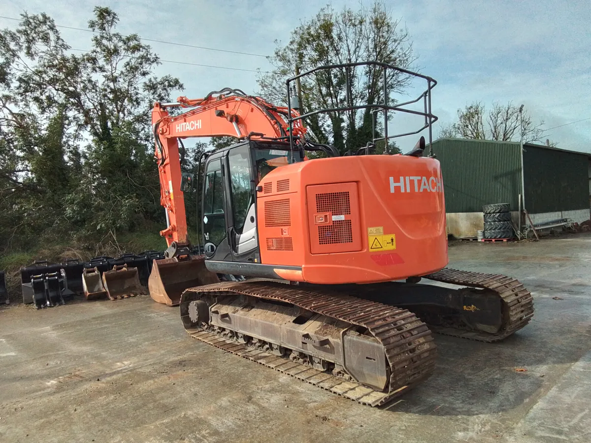 HITACHI  ZX225USLC-6  (2019)  5800 HRS - Image 4