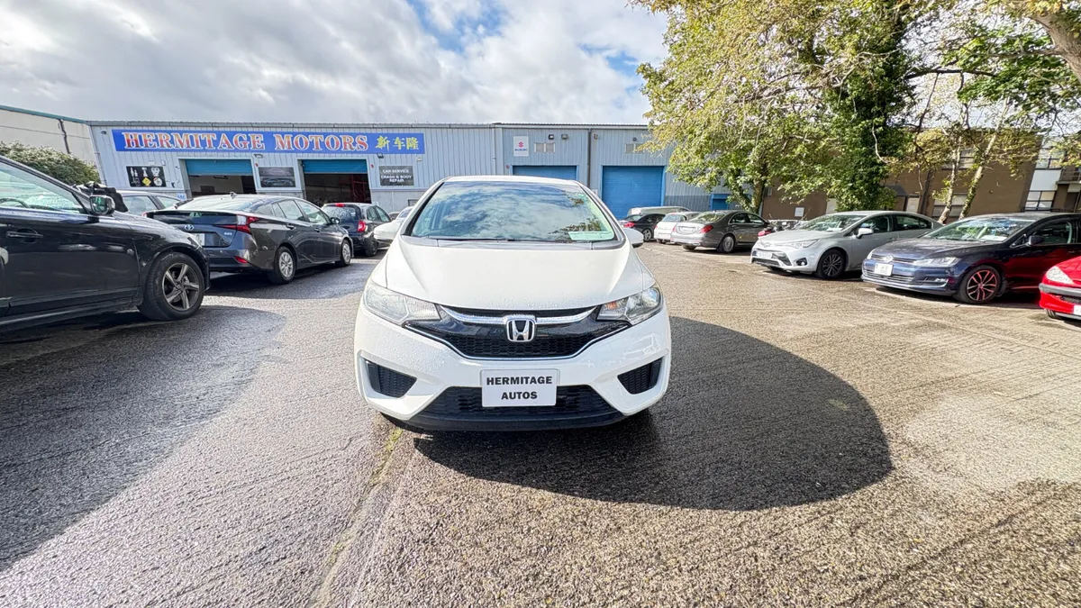 Honda Fit/Jzz 1.5 Hybrid 2016 - Image 2