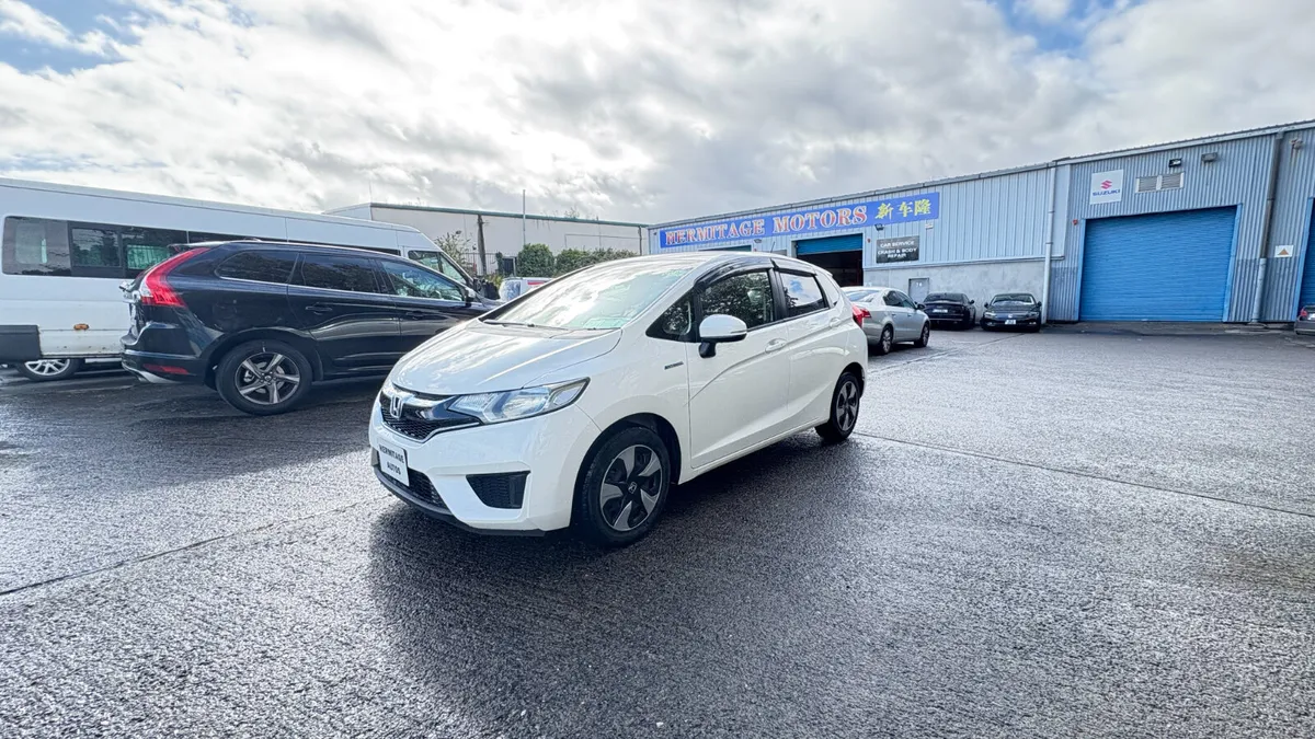 Honda Fit/Jzz 1.5 Hybrid 2016 - Image 3