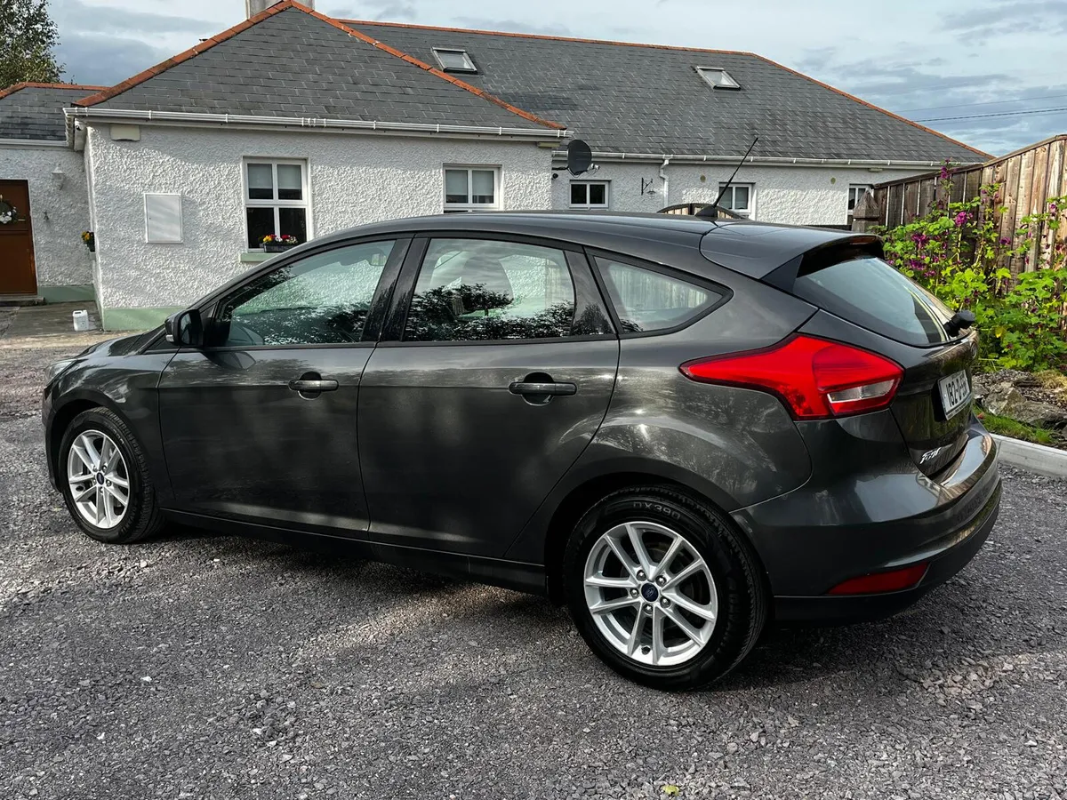 Ford Focus 2018 1.5 TDCI Style Model Low KMS - Image 4