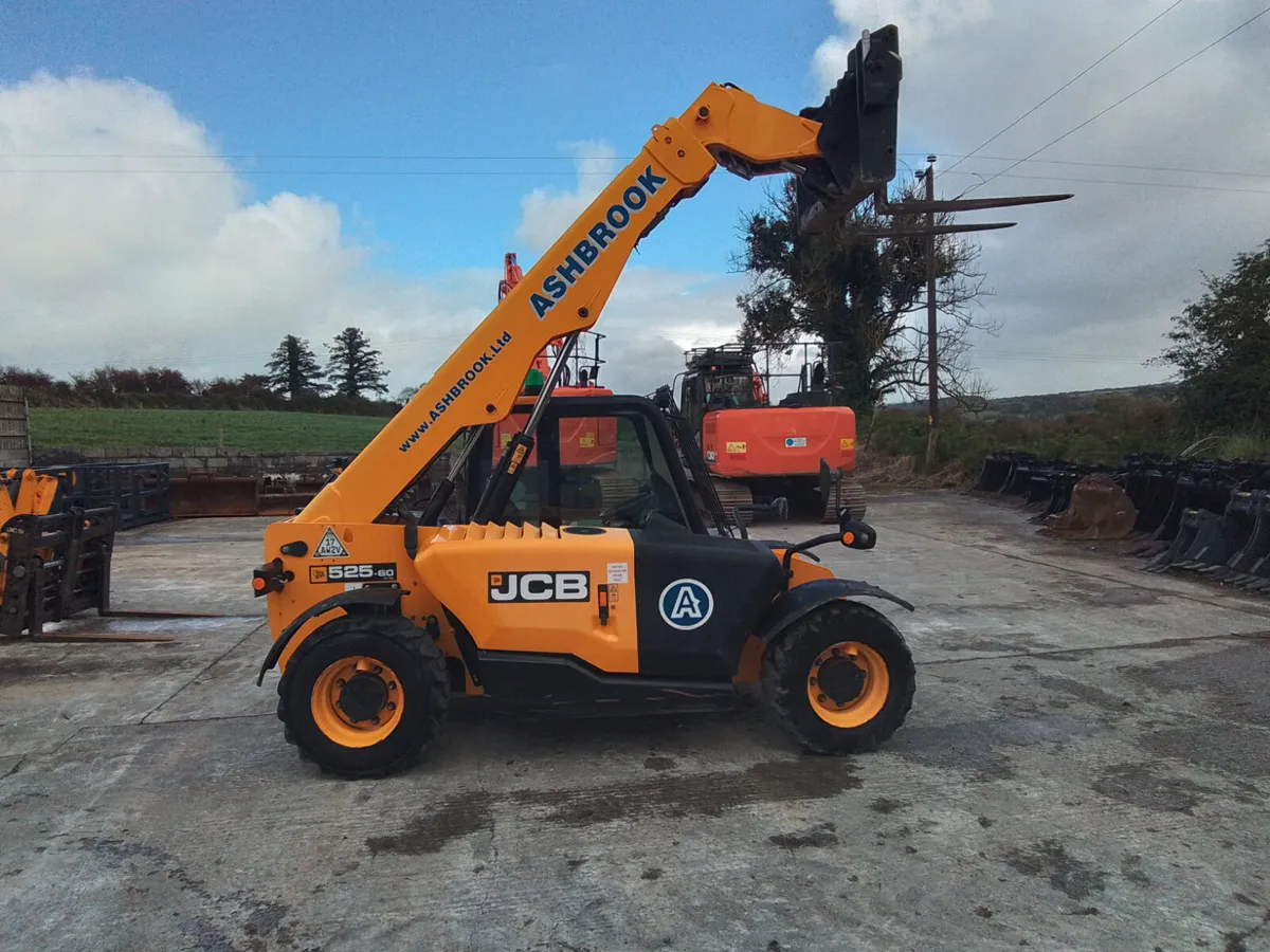JCB  525 60  (2019) - Image 1
