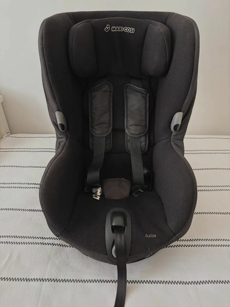 Maxi-Cosi Axiss Child Car Seat - Image 1