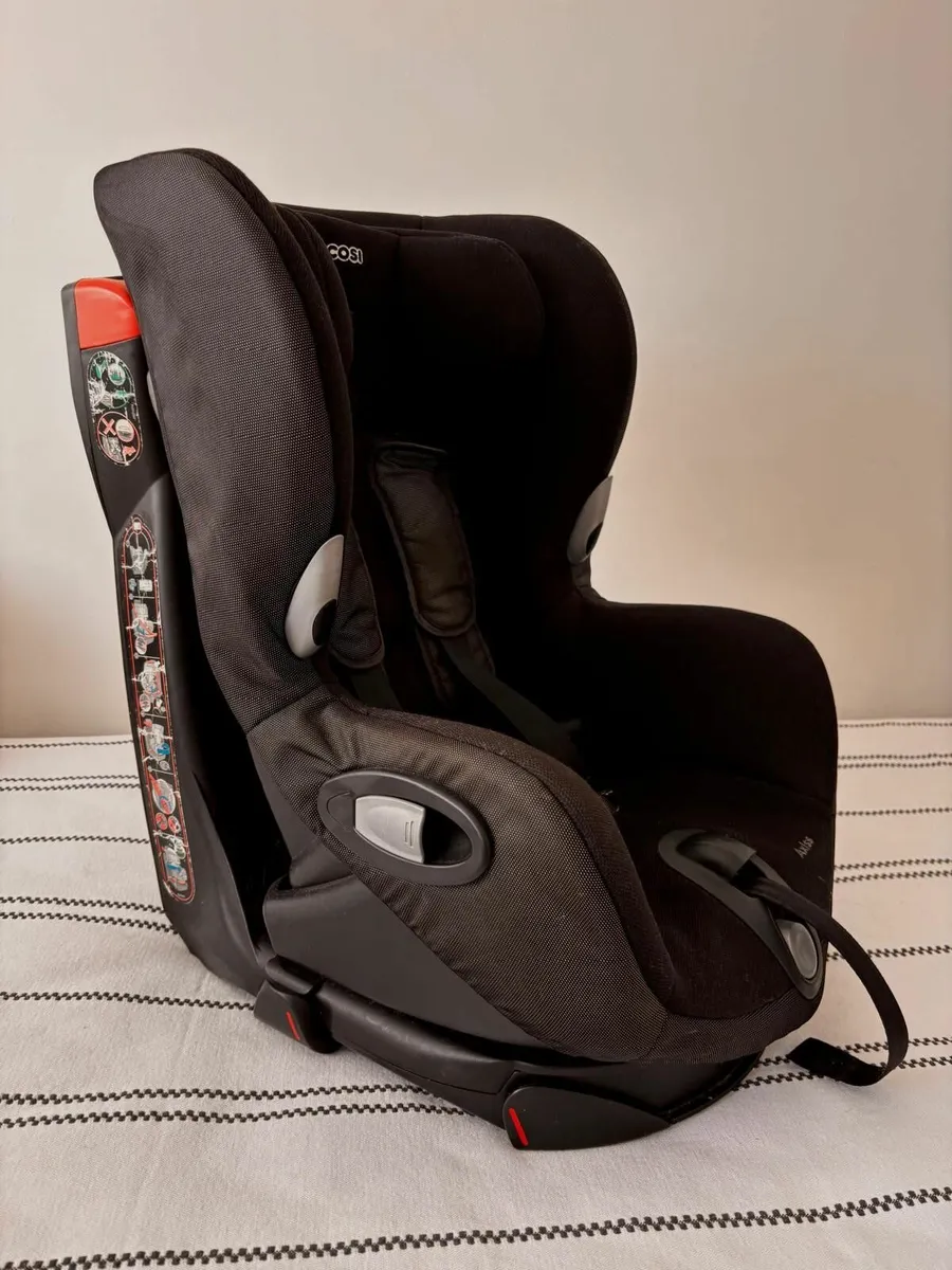 Maxi-Cosi Axiss Child Car Seat - Image 2