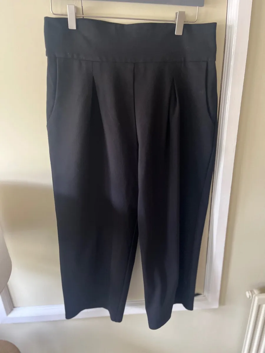 High waisted barrel style trousers - Image 1