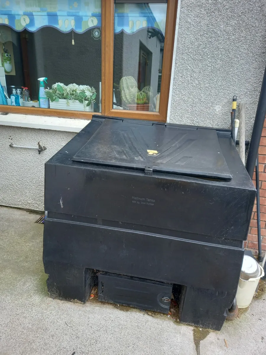 Coal bunker and jigsaw - Image 2