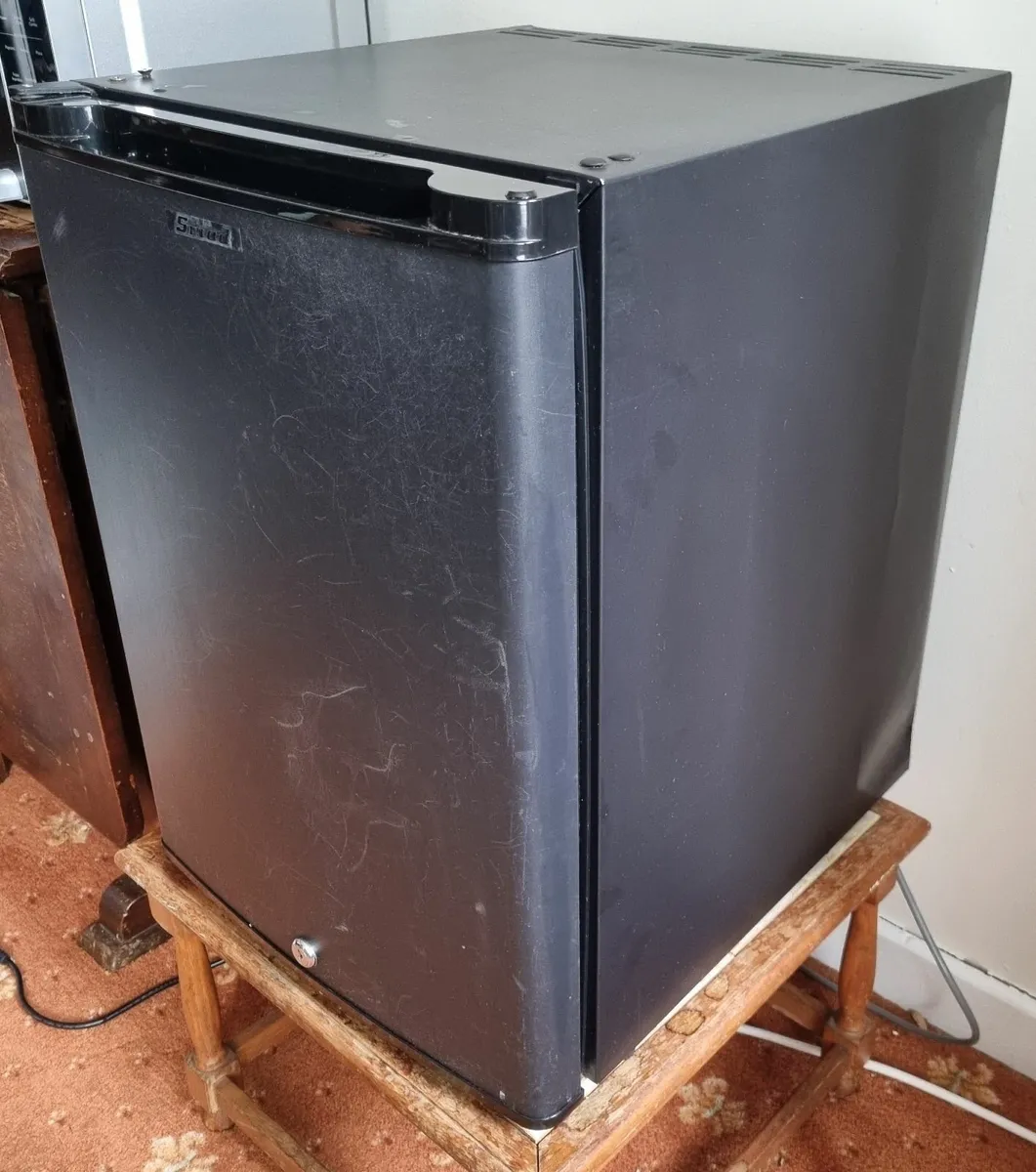 40L 12v camper/office fridge - Image 2