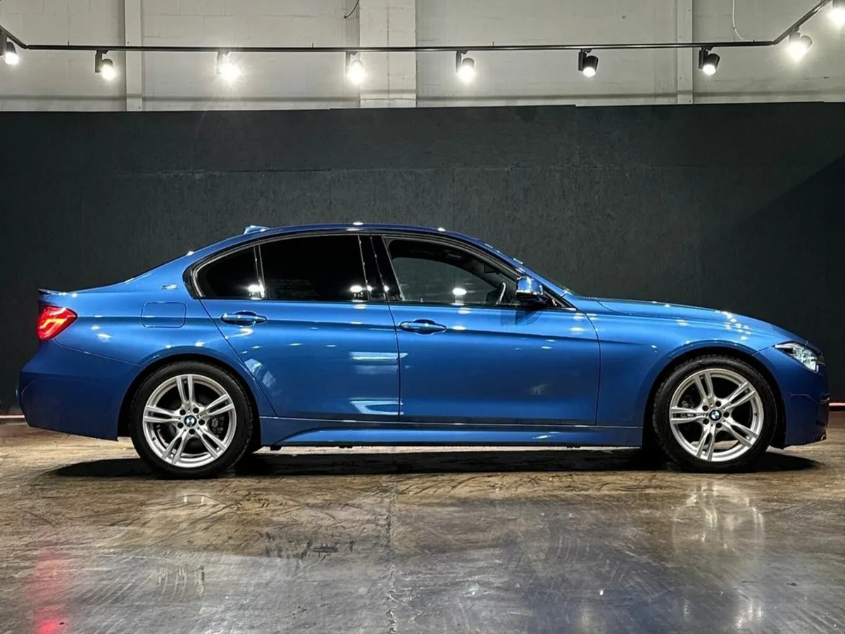 BMW 3-Series 330e PETROL PLUG-IN HYBRID - CRUISE C - Image 2