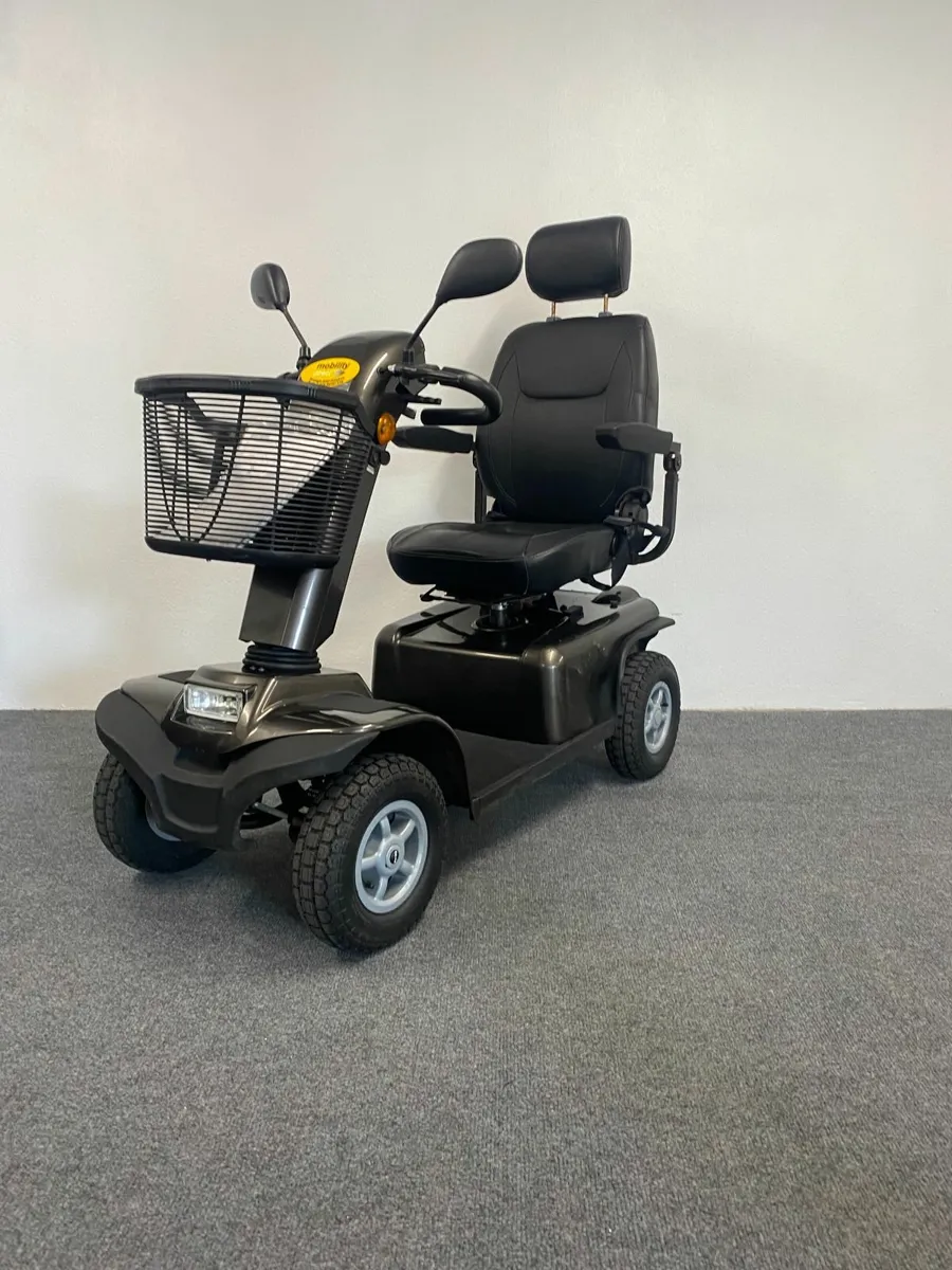 Pre-Owned Omega 8 Mobility Scooter - Image 4