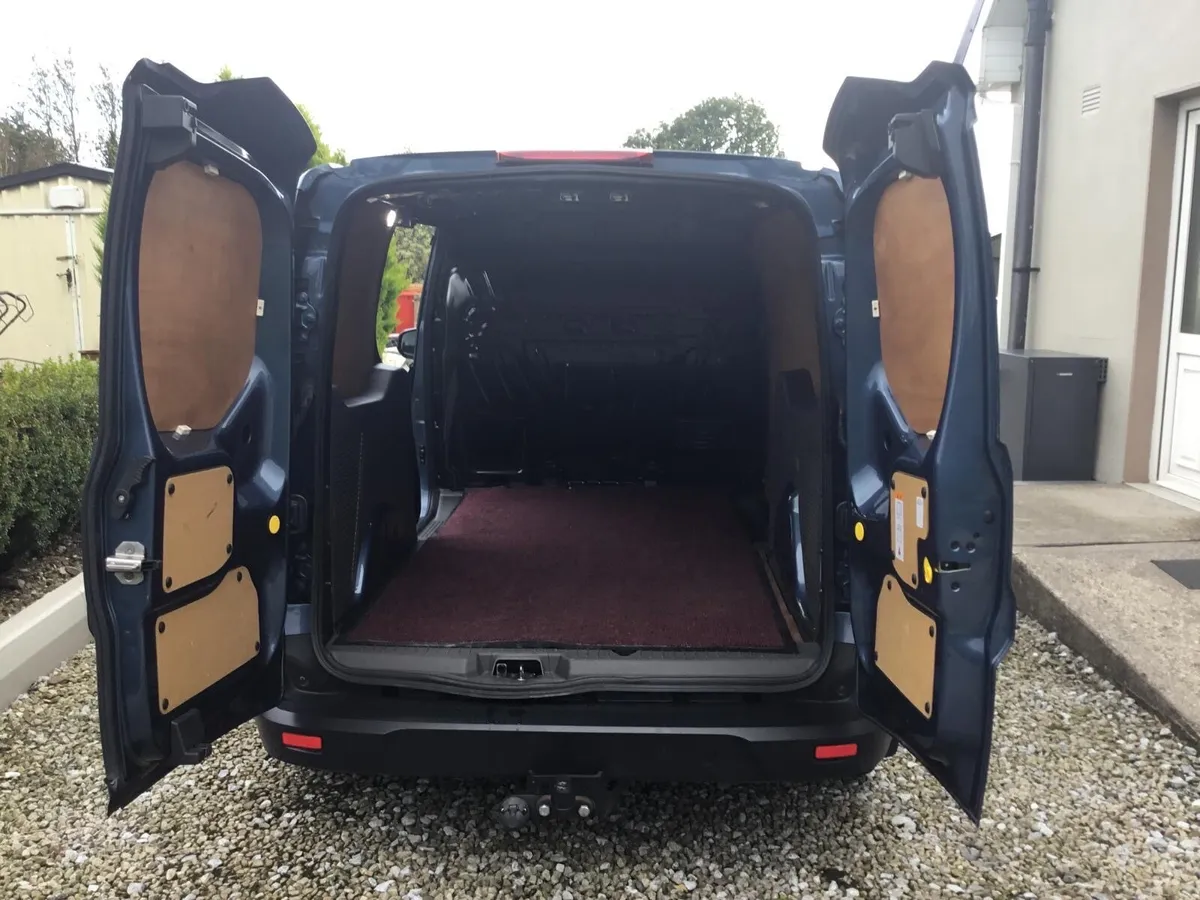 Ford transit connect - Image 4