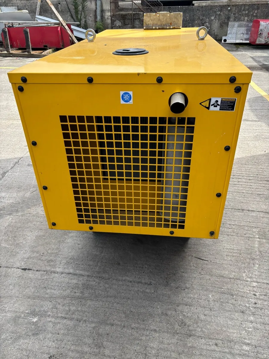 Aksa 22kva generator - Image 4
